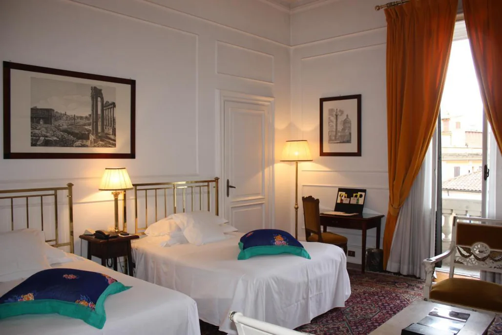 Deluxe Twin Room